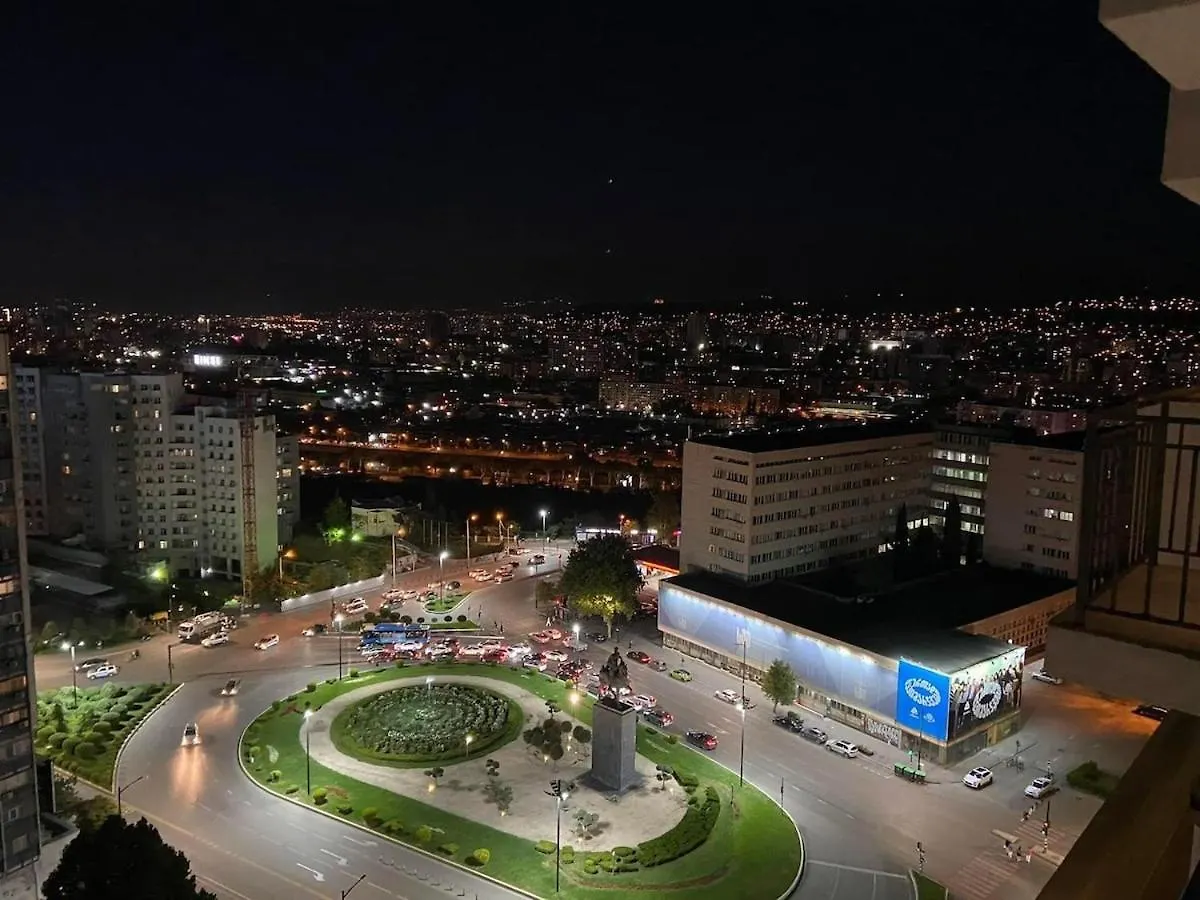 Saakadze Tower Saburtalo Apartment ティビリシ