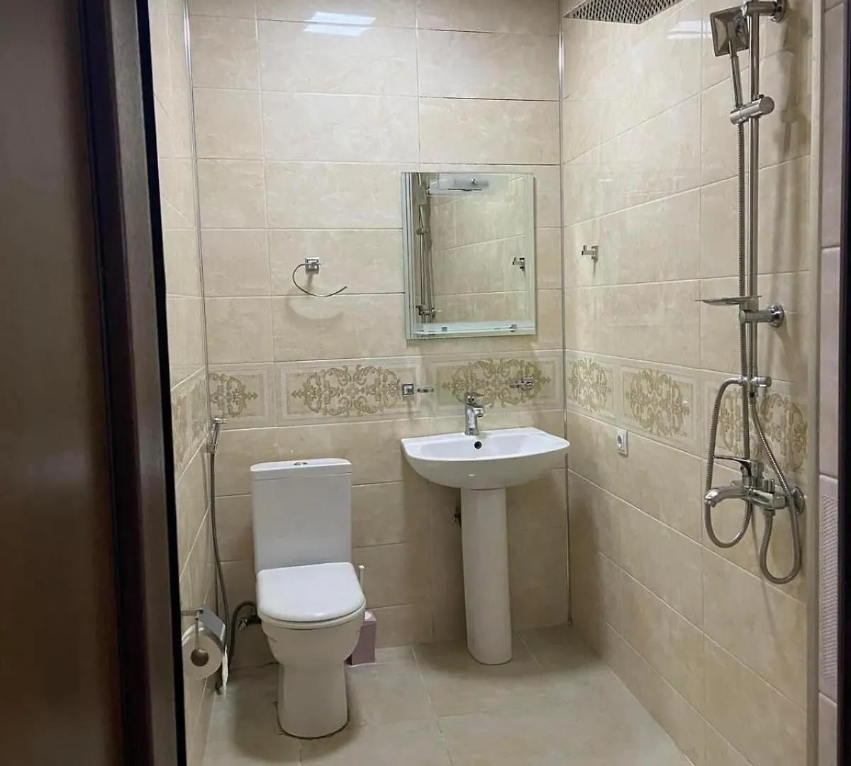 Saakadze Tower Saburtalo Apartment ティビリシ