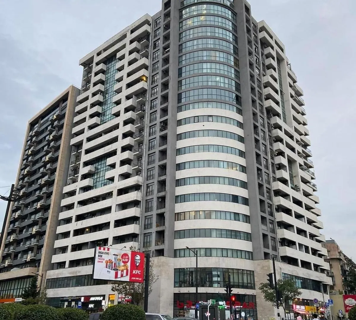 Saakadze Tower Saburtalo Apartment ティビリシ 0*,  グルジア